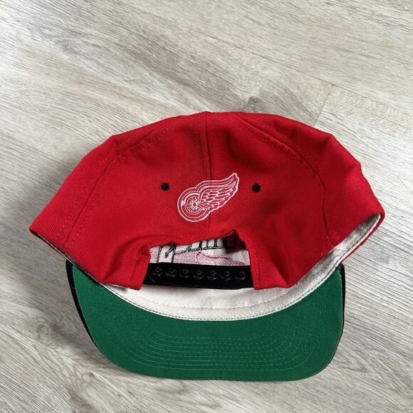 Vintage Detroit‎ Red Wings Hat Snapback NHL Nutmeg Wool Blend Red Black Cap USA - Picture 7 of 9